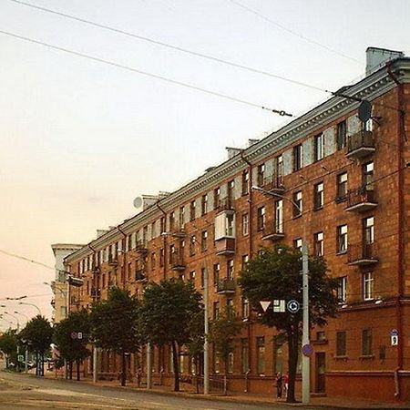 Guest House On Victory Square Минск Екстериор снимка