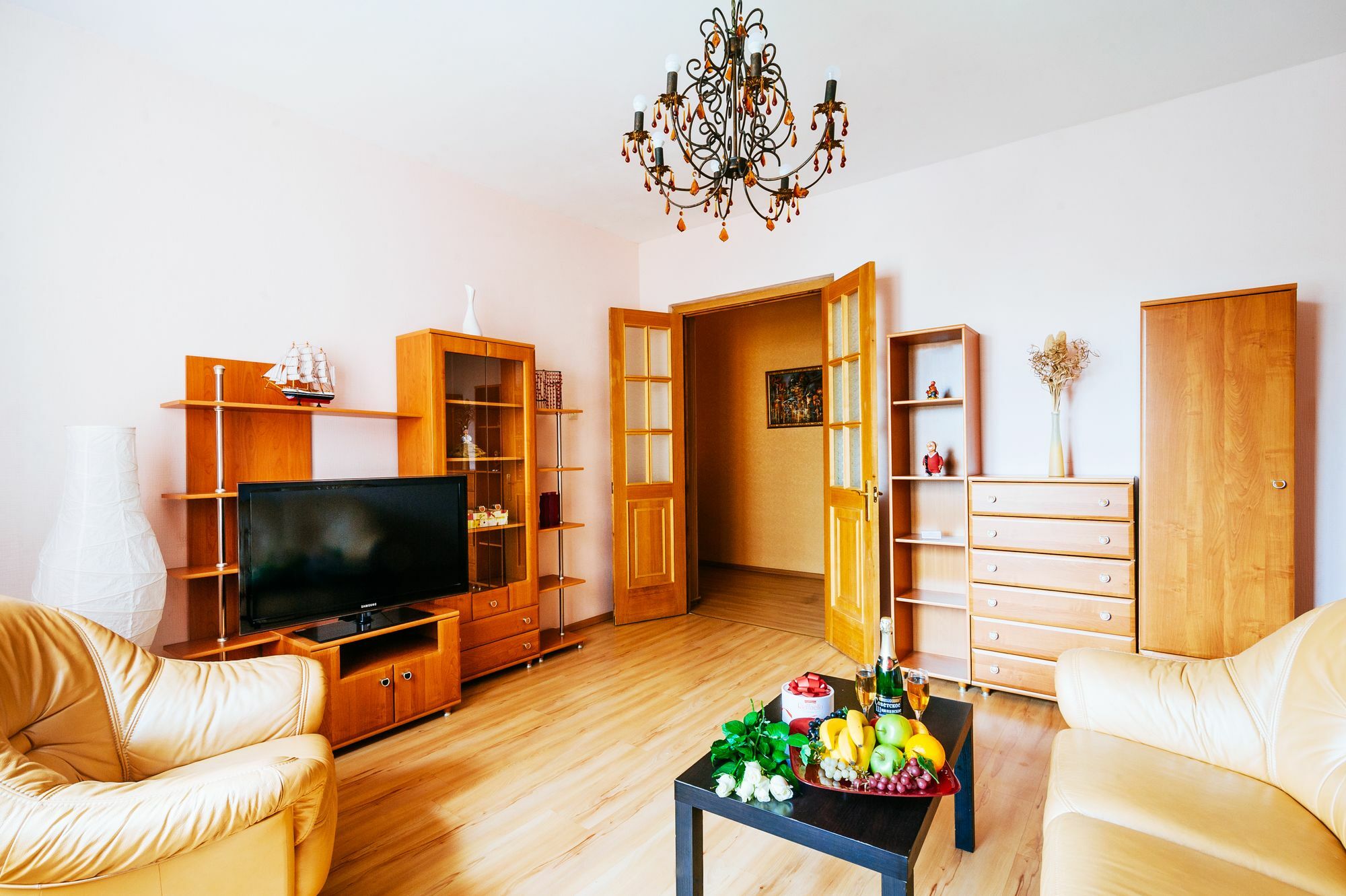 Guest House On Victory Square Минск Екстериор снимка
